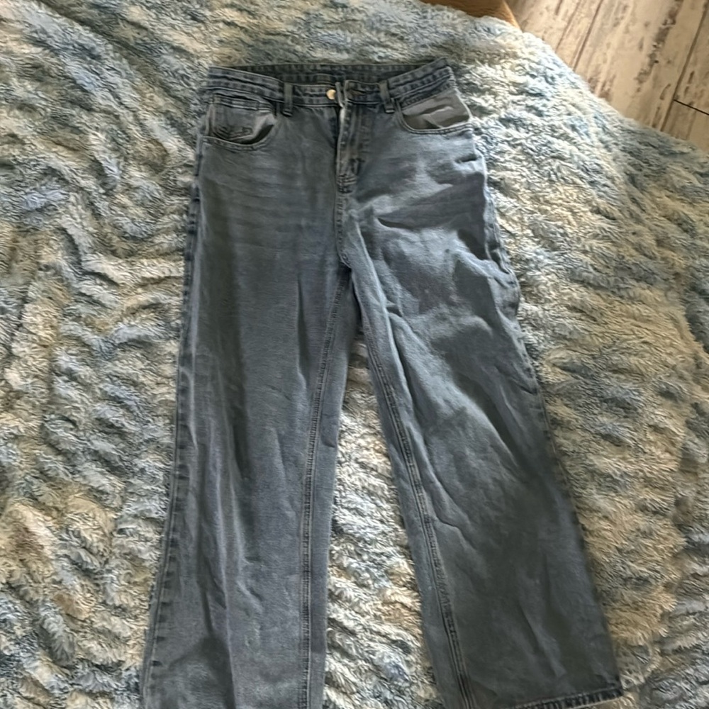High waisted jeans